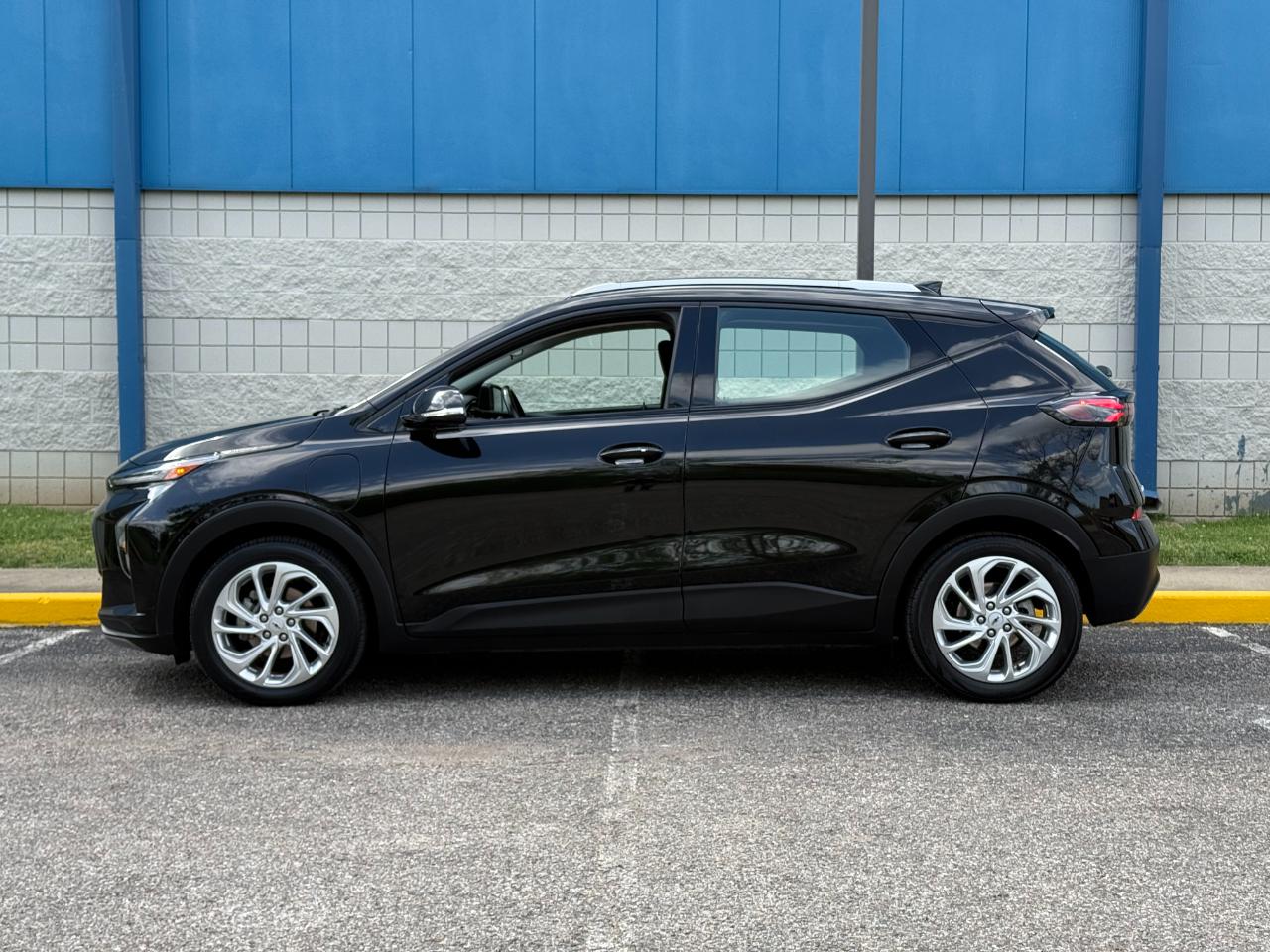 Chevrolet Bolt EUV FWD 4dr LT 2023