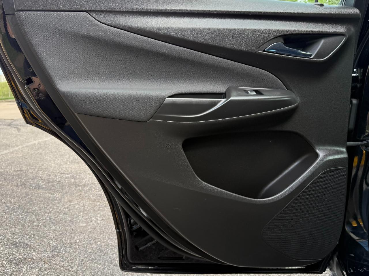 Chevrolet Bolt EUV FWD 4dr LT 2023