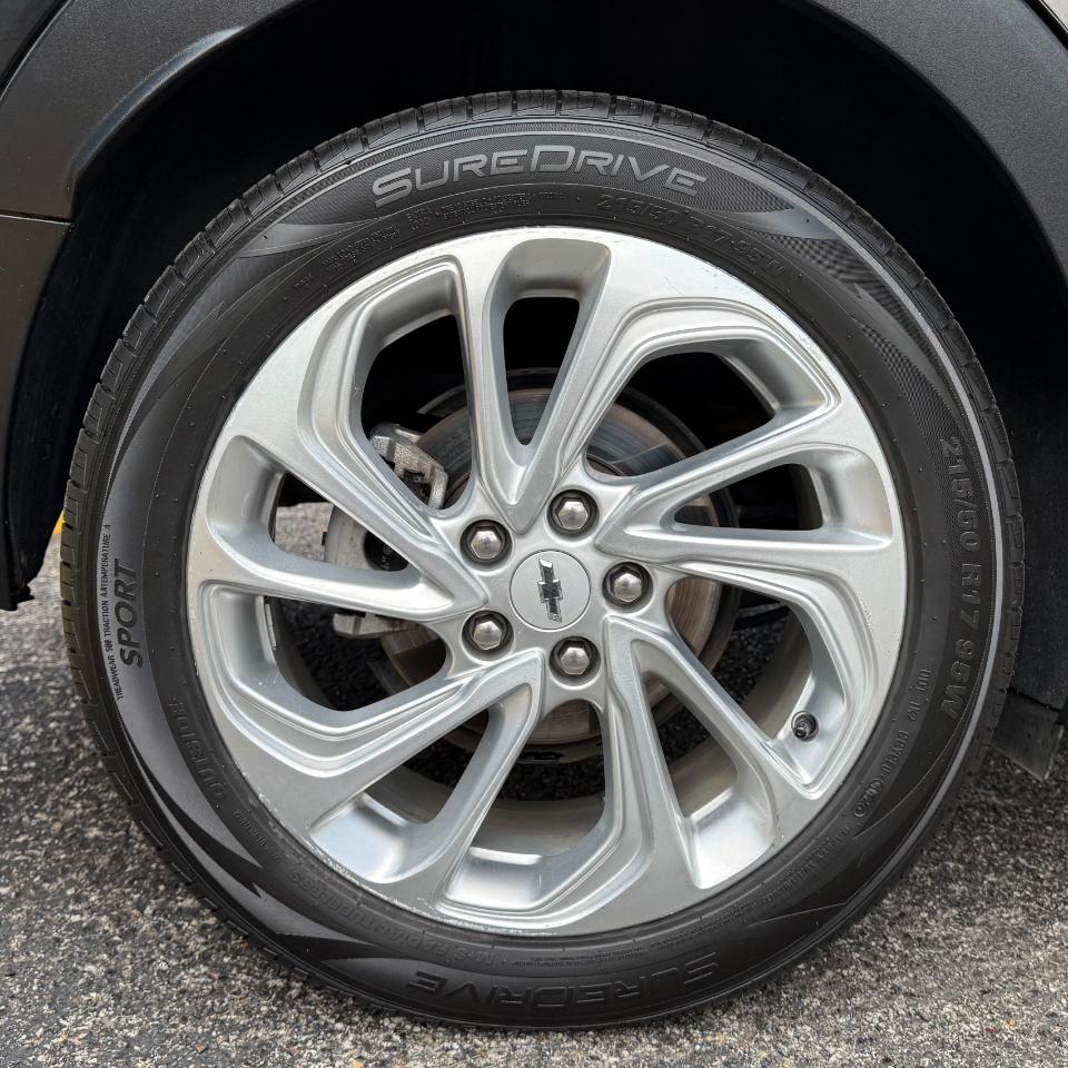 Chevrolet Bolt EUV FWD 4dr LT 2023