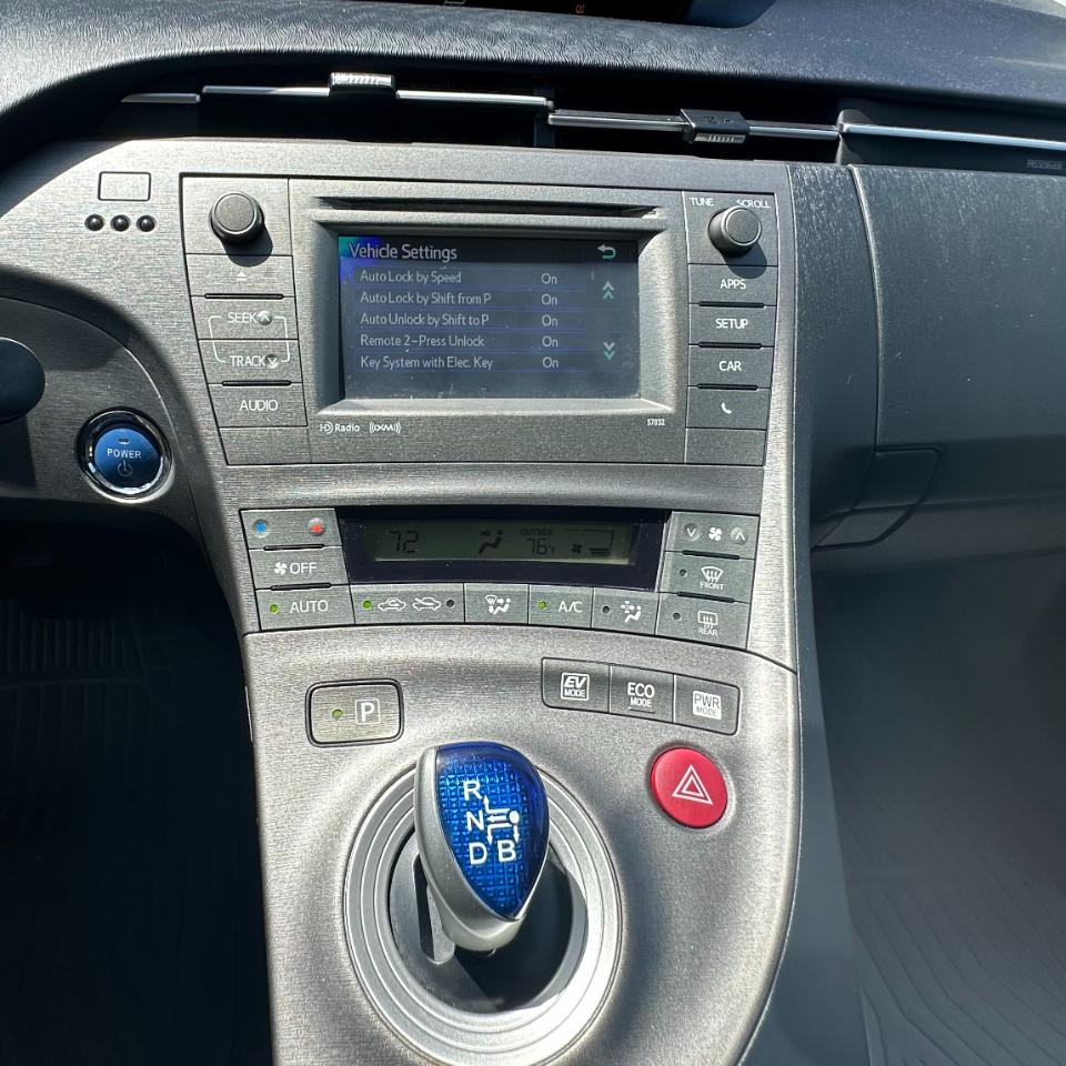Toyota Prius 5dr HB Persona (Natl) 2013