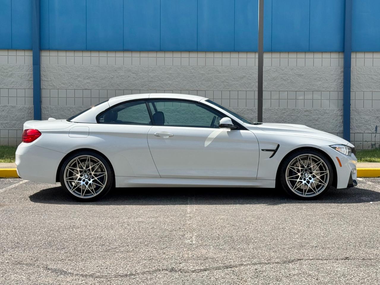 BMW M4 Convertible 2017