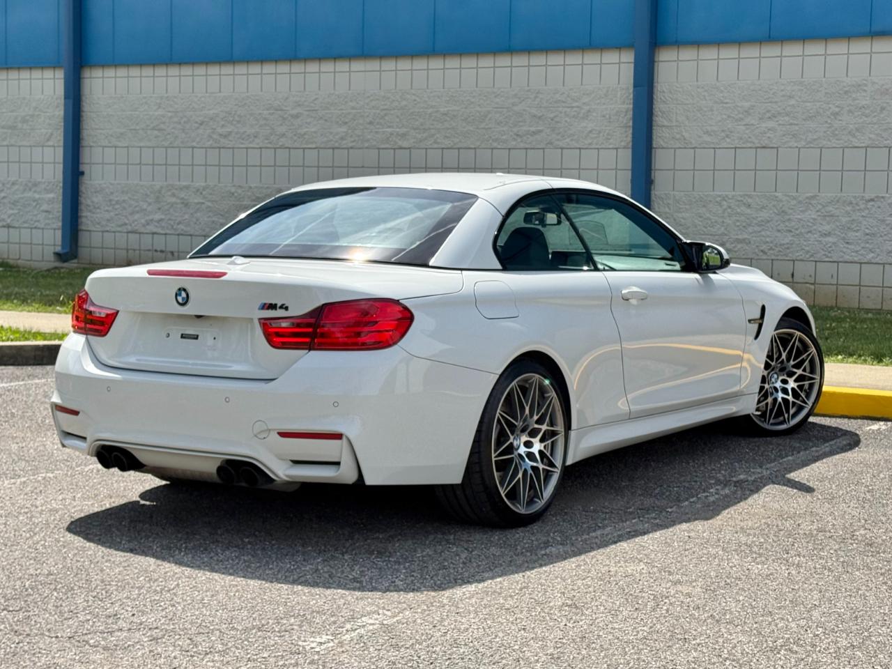BMW M4 Convertible 2017