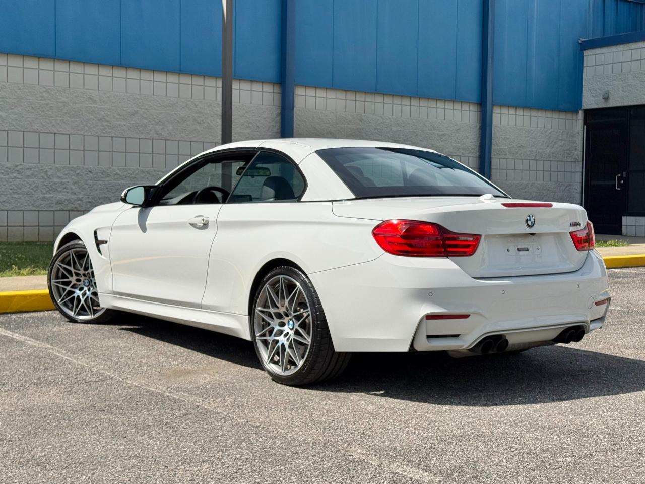 BMW M4 Convertible 2017