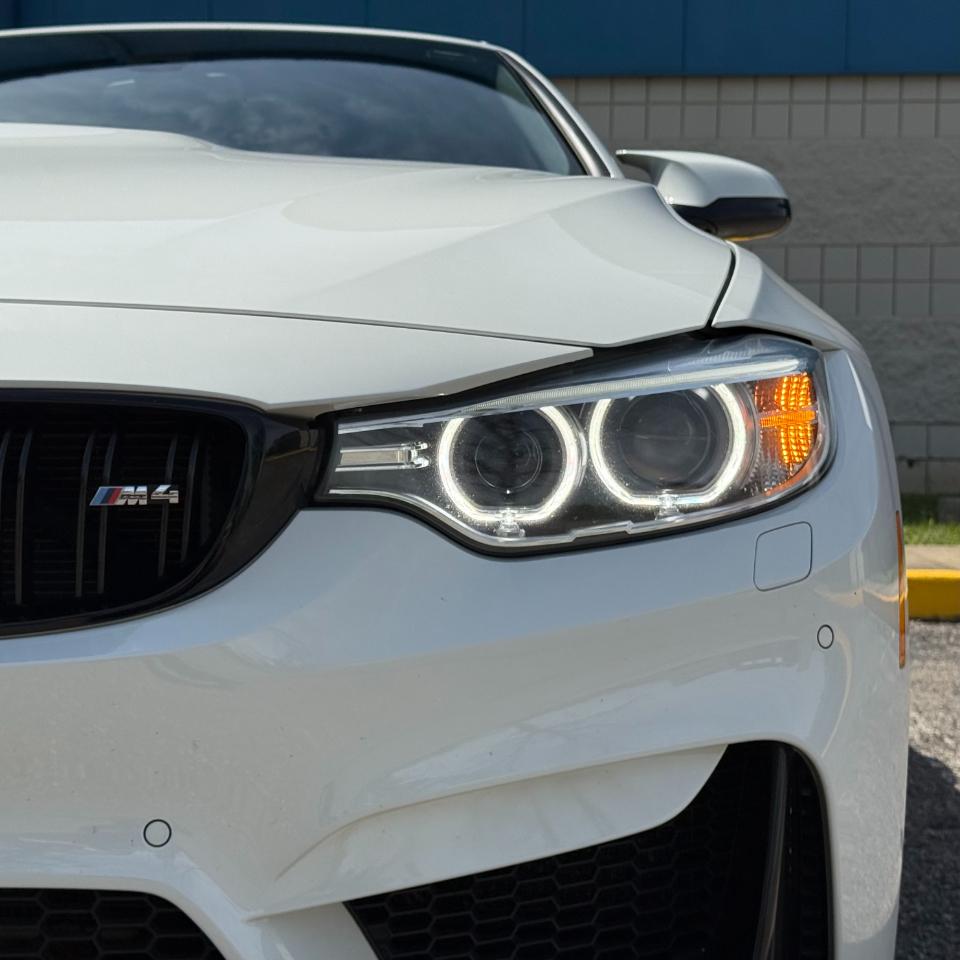 BMW M4 Convertible 2017