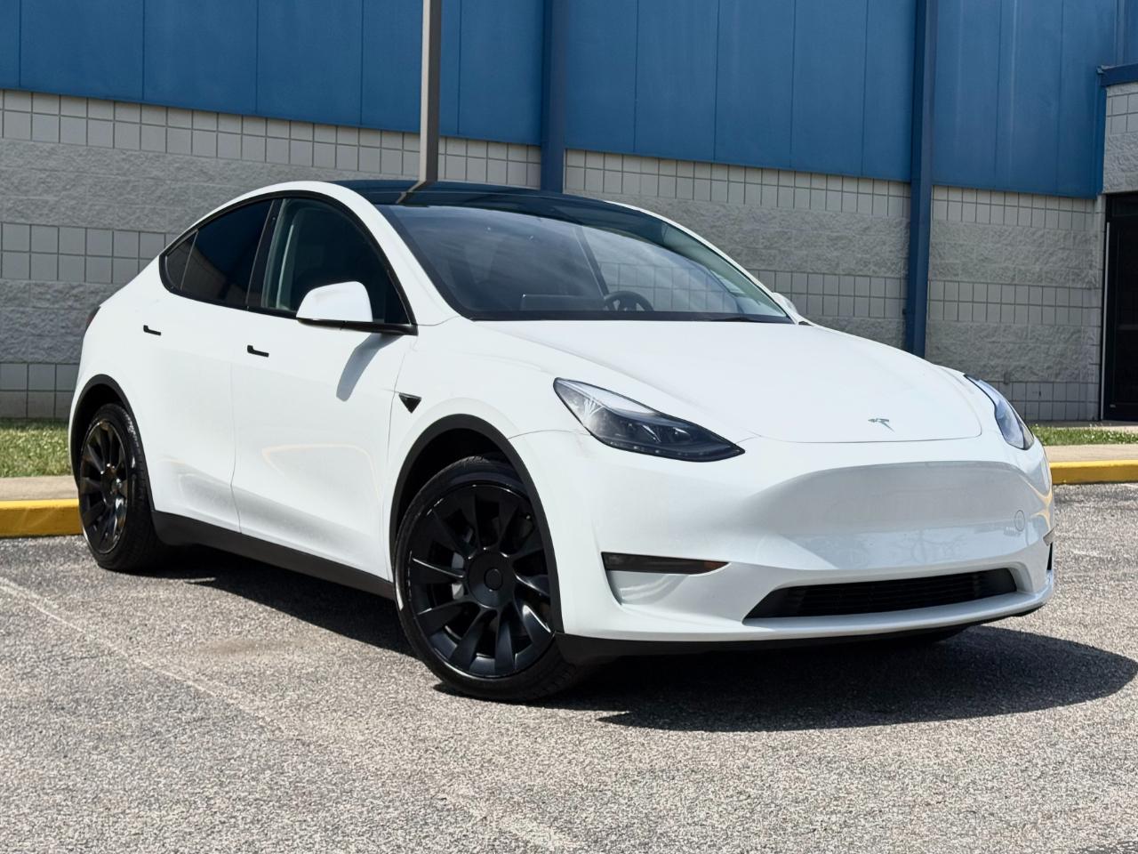 Tesla Model Y Long Range AWD 2023