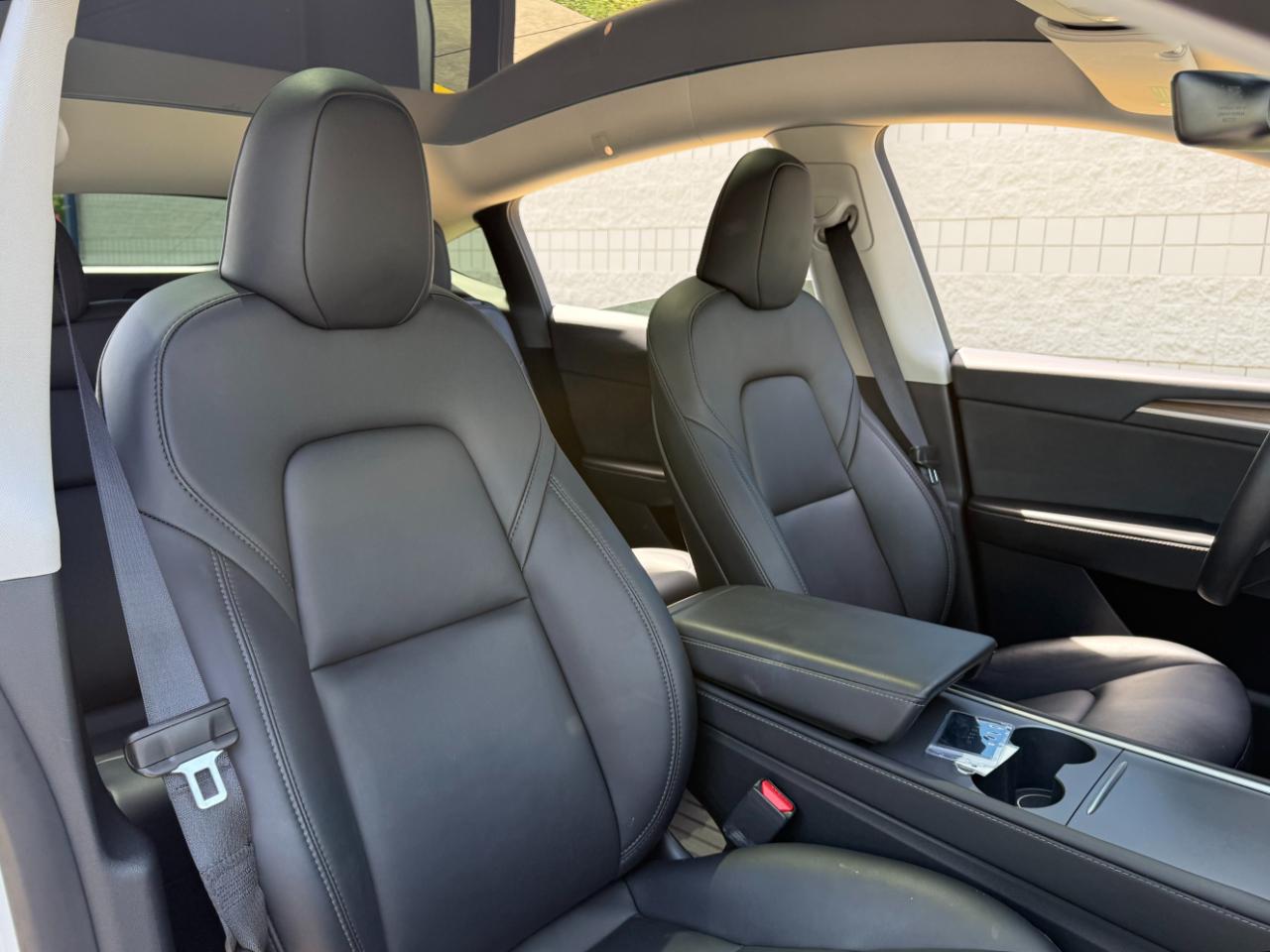 Tesla Model Y Long Range AWD 2023