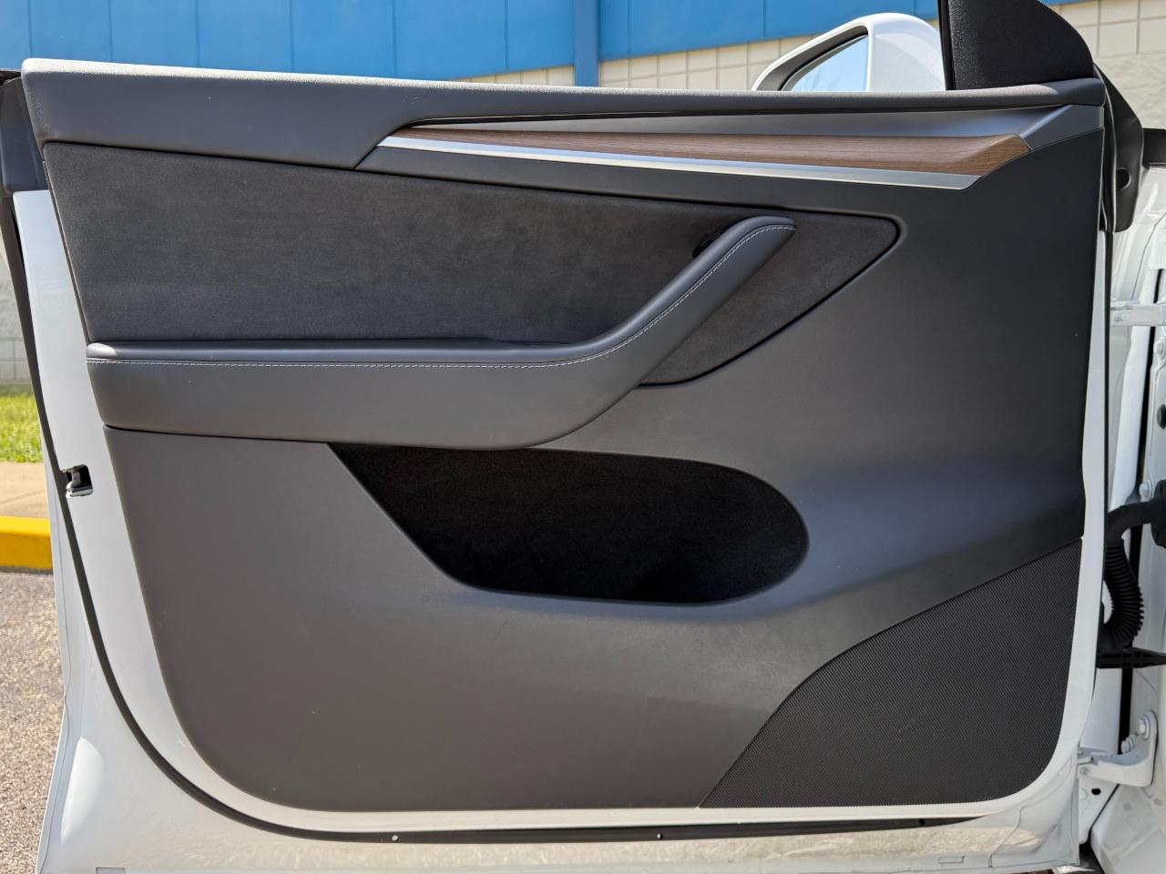 Tesla Model Y Long Range AWD 2023