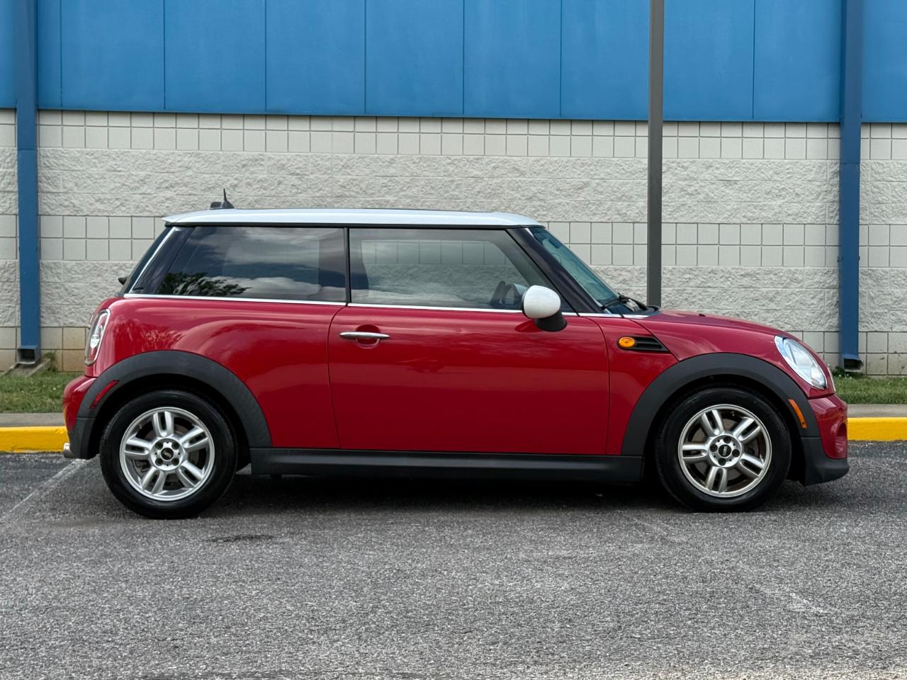 MINI Cooper Hardtop 2dr Cpe 2013