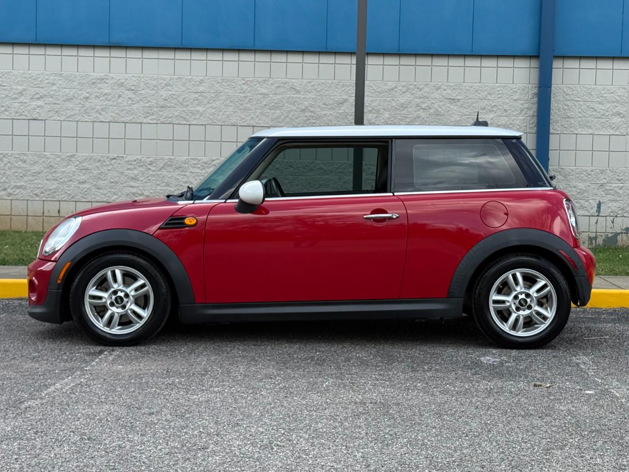 MINI Cooper Hardtop 2dr Cpe 2013