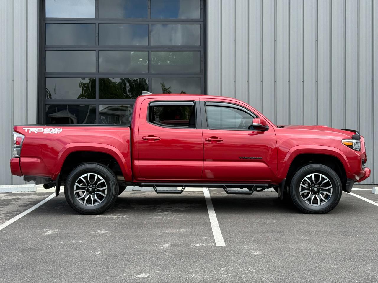 Toyota Tacoma 4WD TRD Off Road Double Cab 5' Bed V6 MT (Natl) 2021