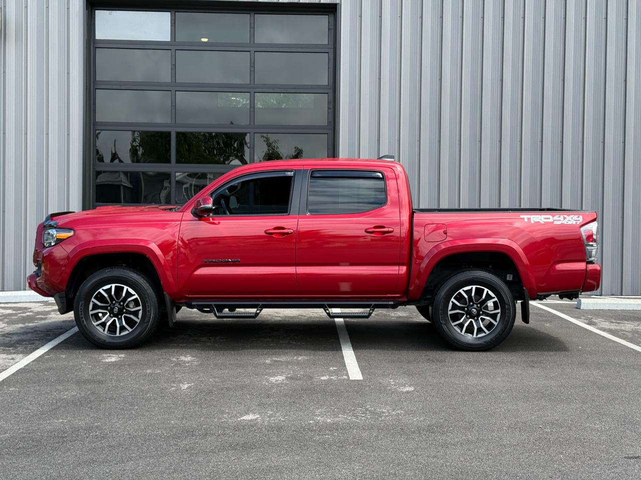 Toyota Tacoma 4WD TRD Off Road Double Cab 5' Bed V6 MT (Natl) 2021