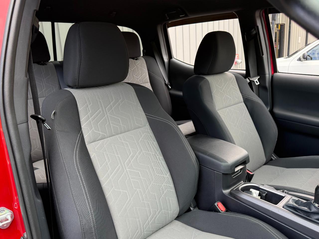 Toyota Tacoma 4WD TRD Off Road Double Cab 5' Bed V6 MT (Natl) 2021