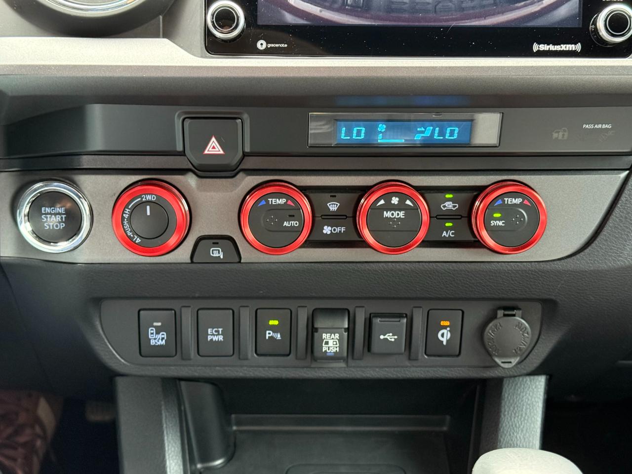 Toyota Tacoma 4WD TRD Off Road Double Cab 5' Bed V6 MT (Natl) 2021