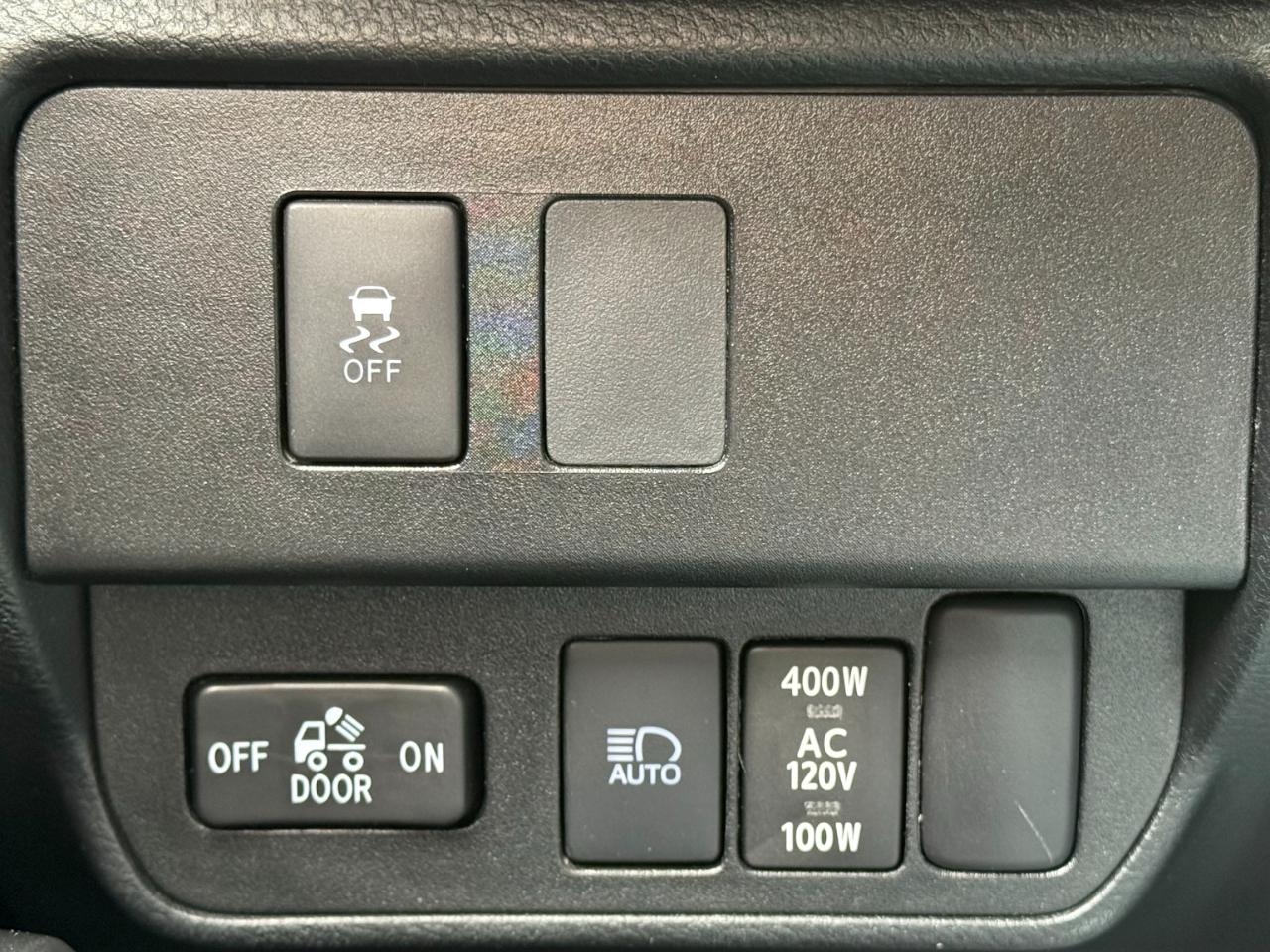 Toyota Tacoma 4WD TRD Off Road Double Cab 5' Bed V6 MT (Natl) 2021