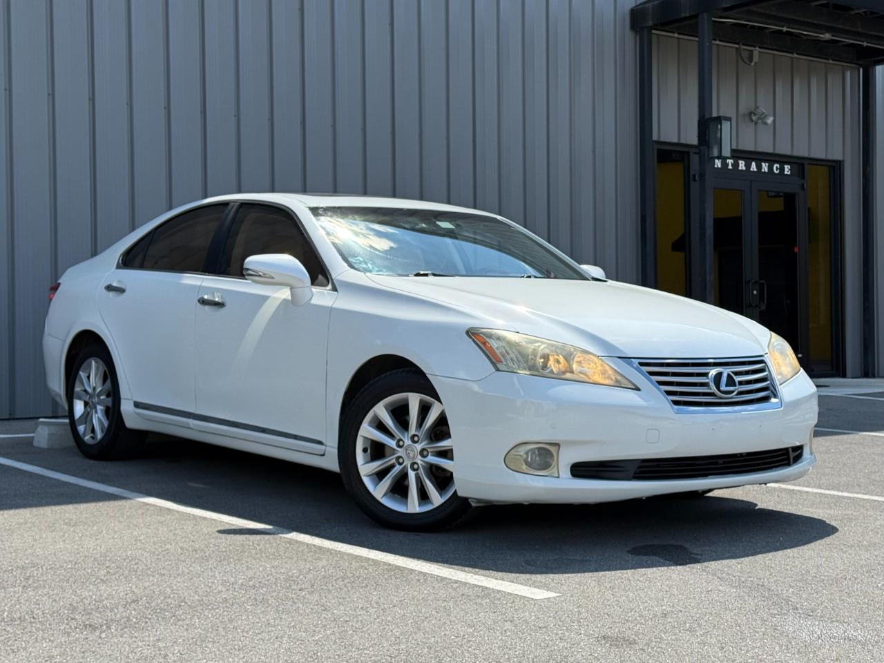 Lexus ES 350 4dr Sdn 2010