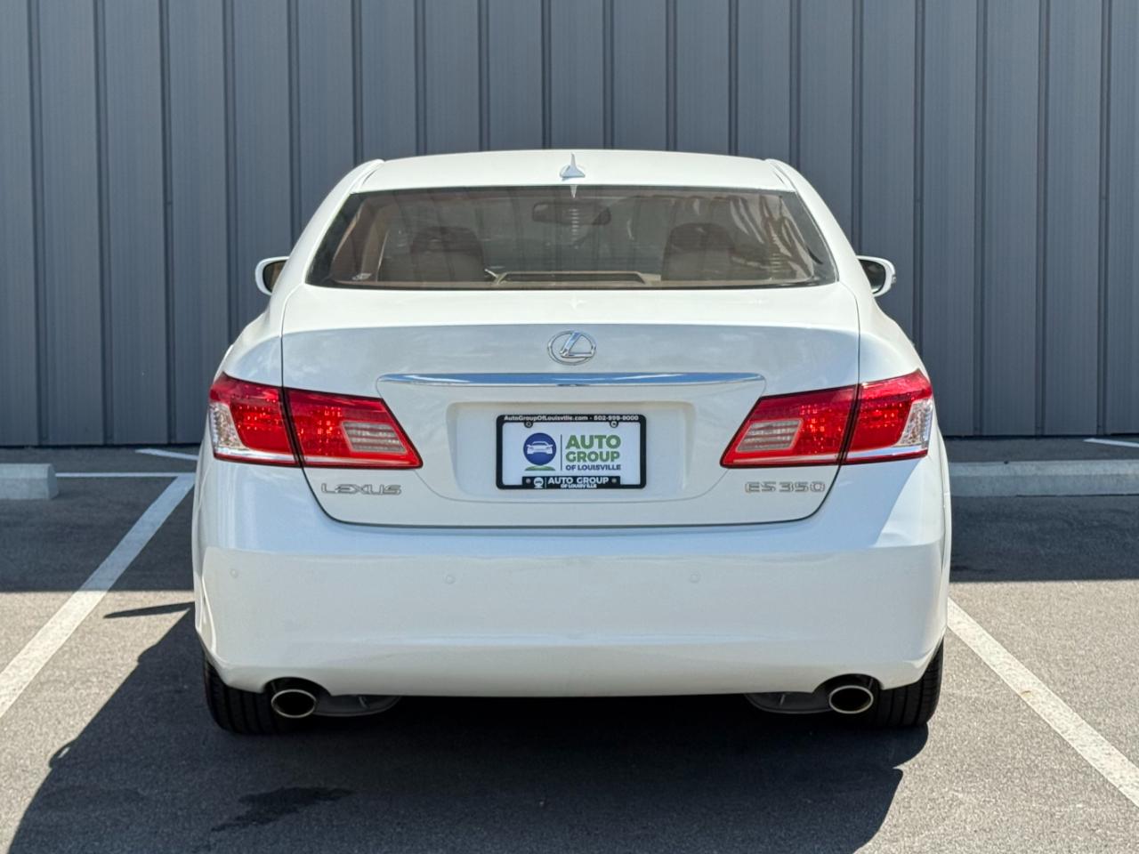 Lexus ES 350 4dr Sdn 2010