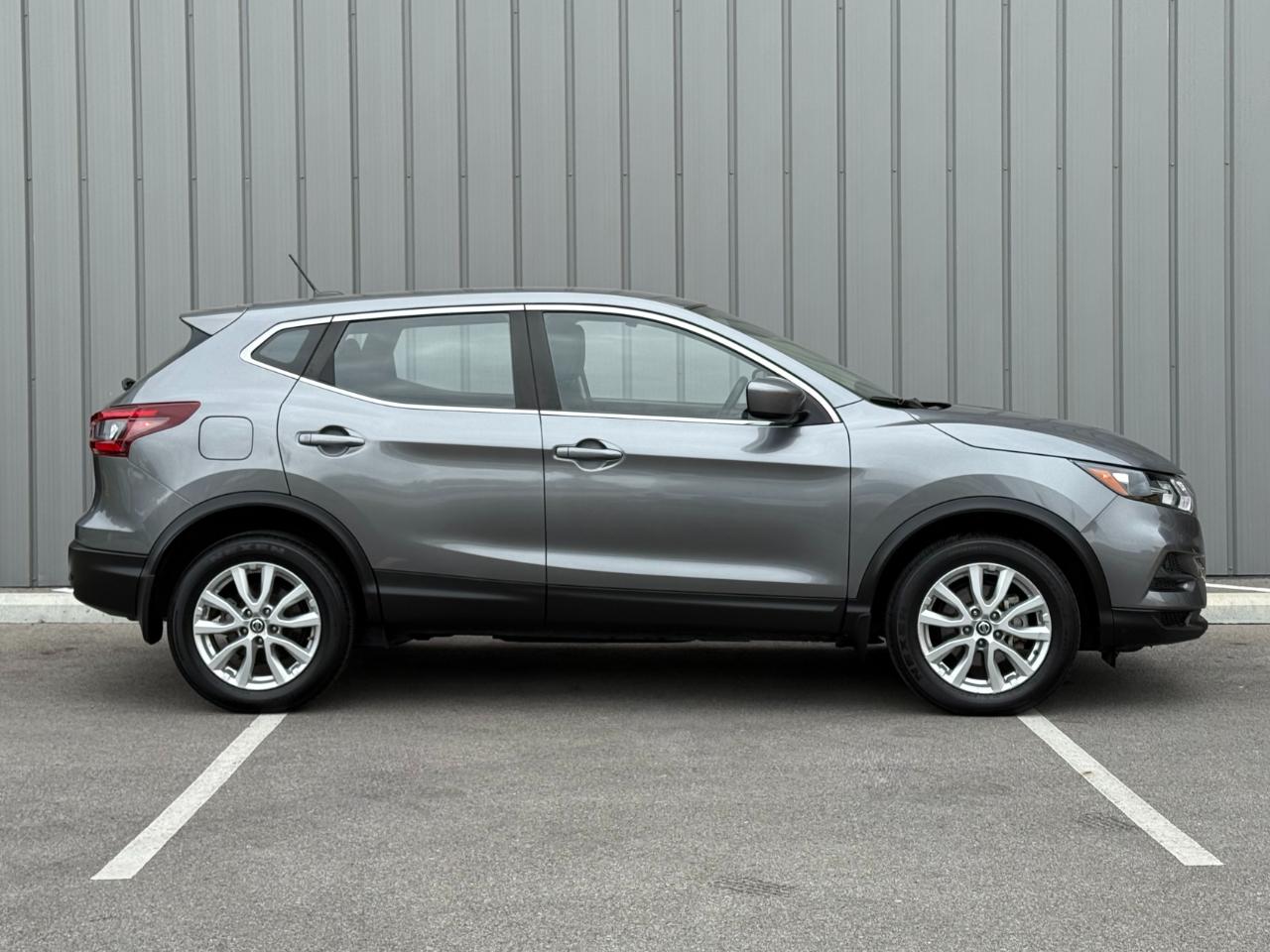 Nissan Rogue Sport FWD S 2021