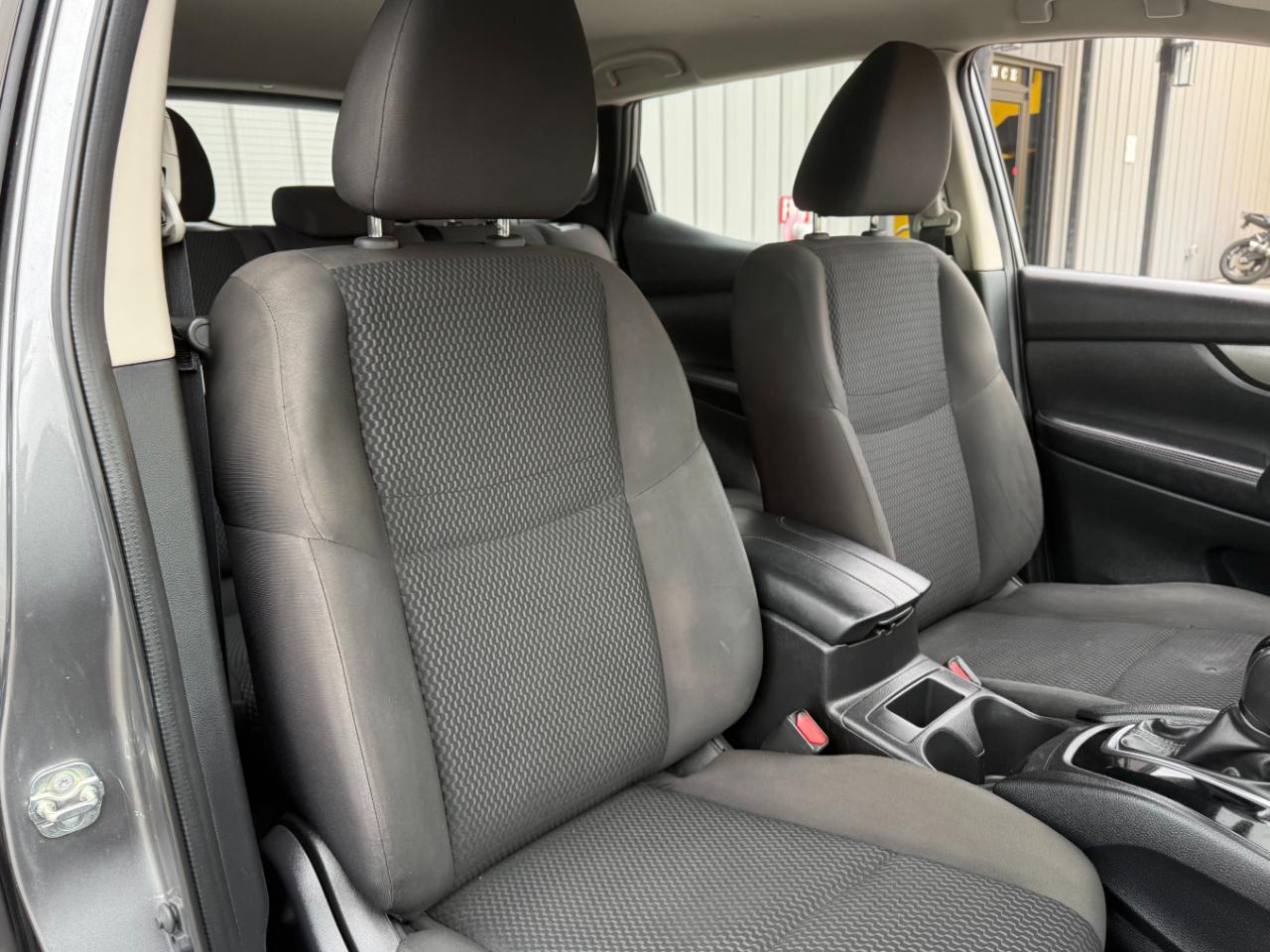 Nissan Rogue Sport FWD S 2021