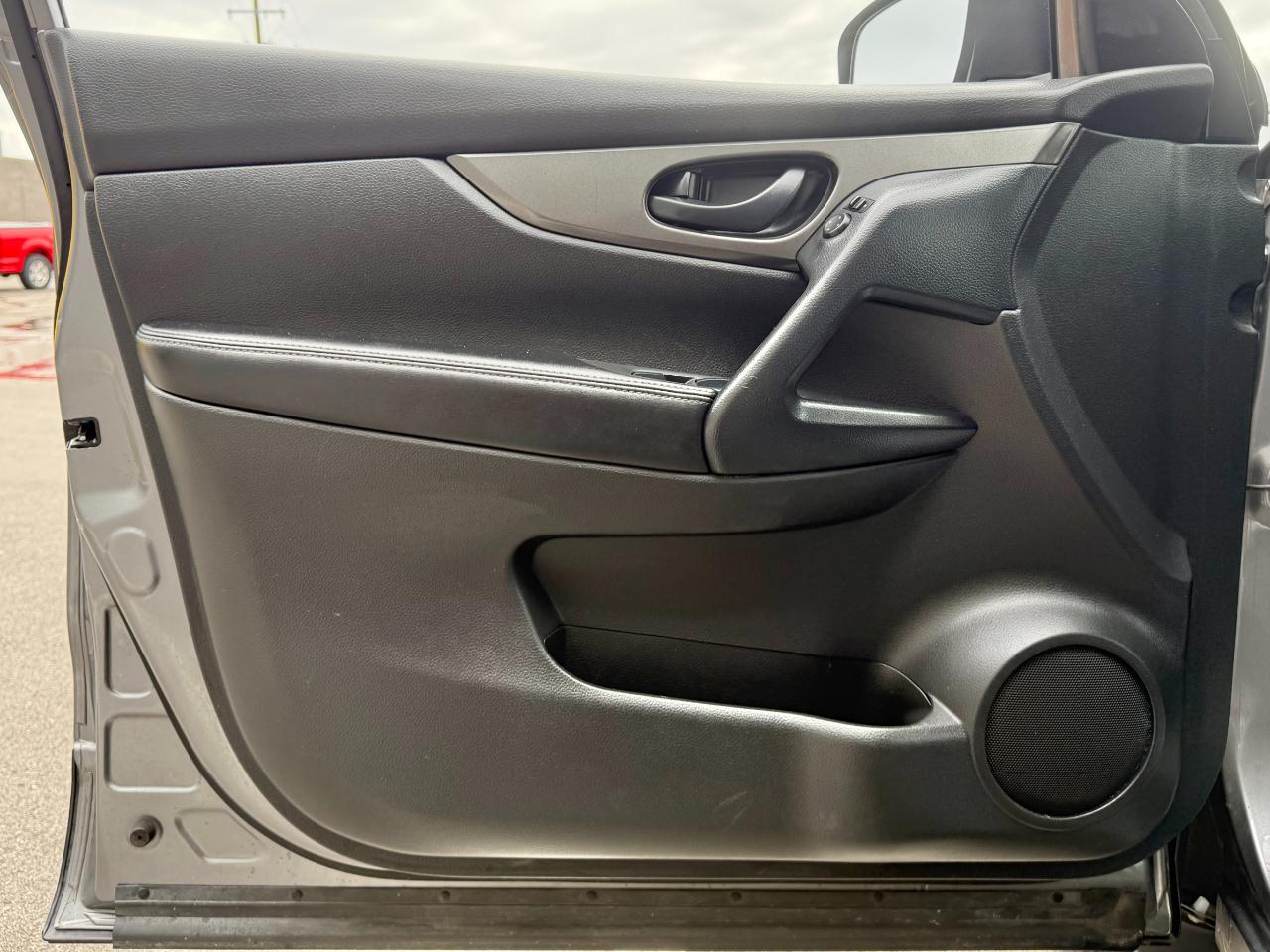 Nissan Rogue Sport FWD S 2021