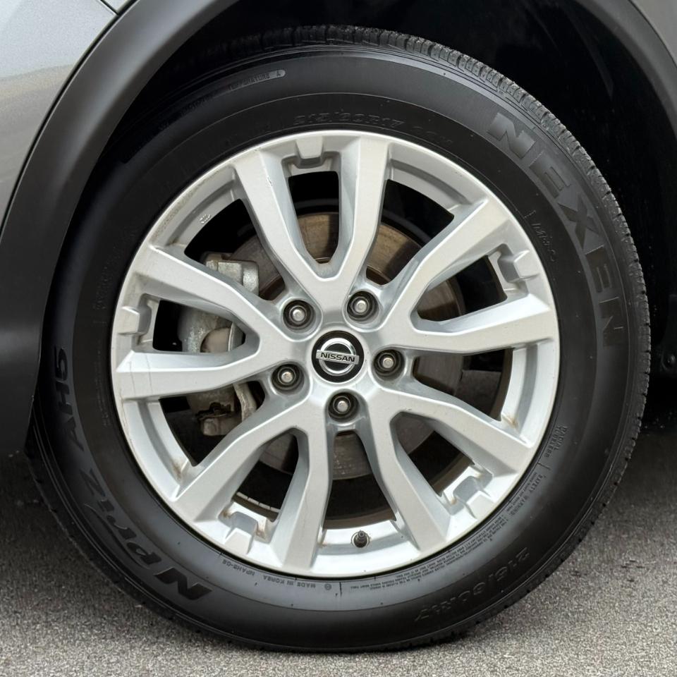 Nissan Rogue Sport FWD S 2021