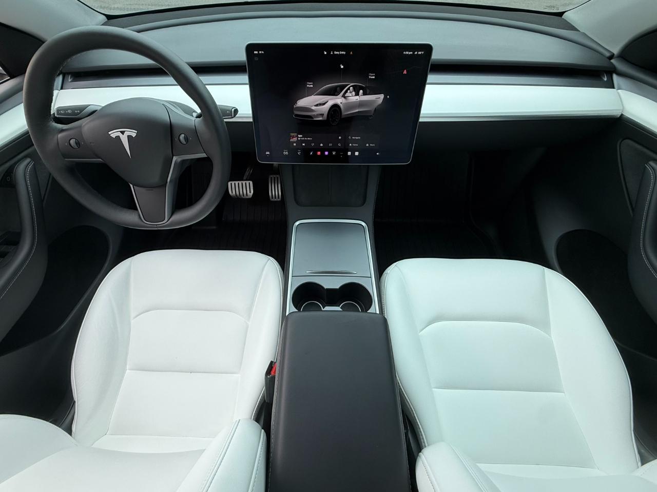 Tesla Model Y Performance AWD 2024