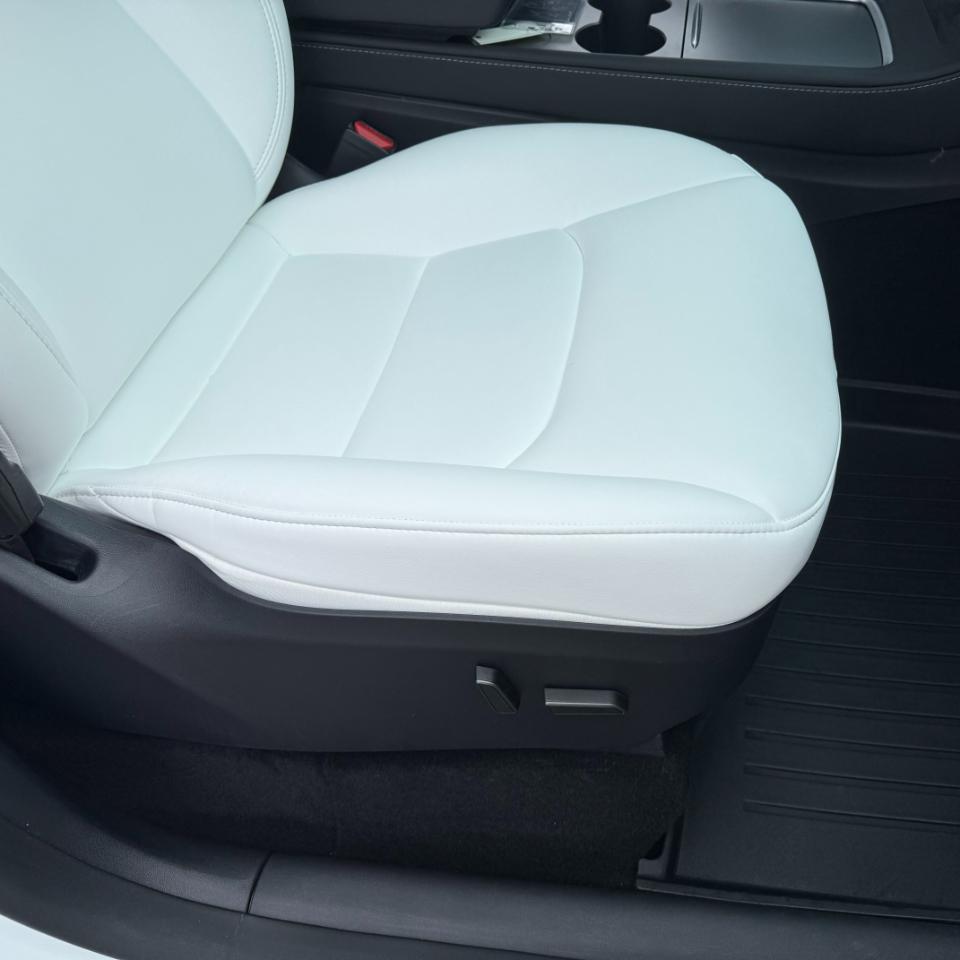 Tesla Model Y Performance AWD 2024