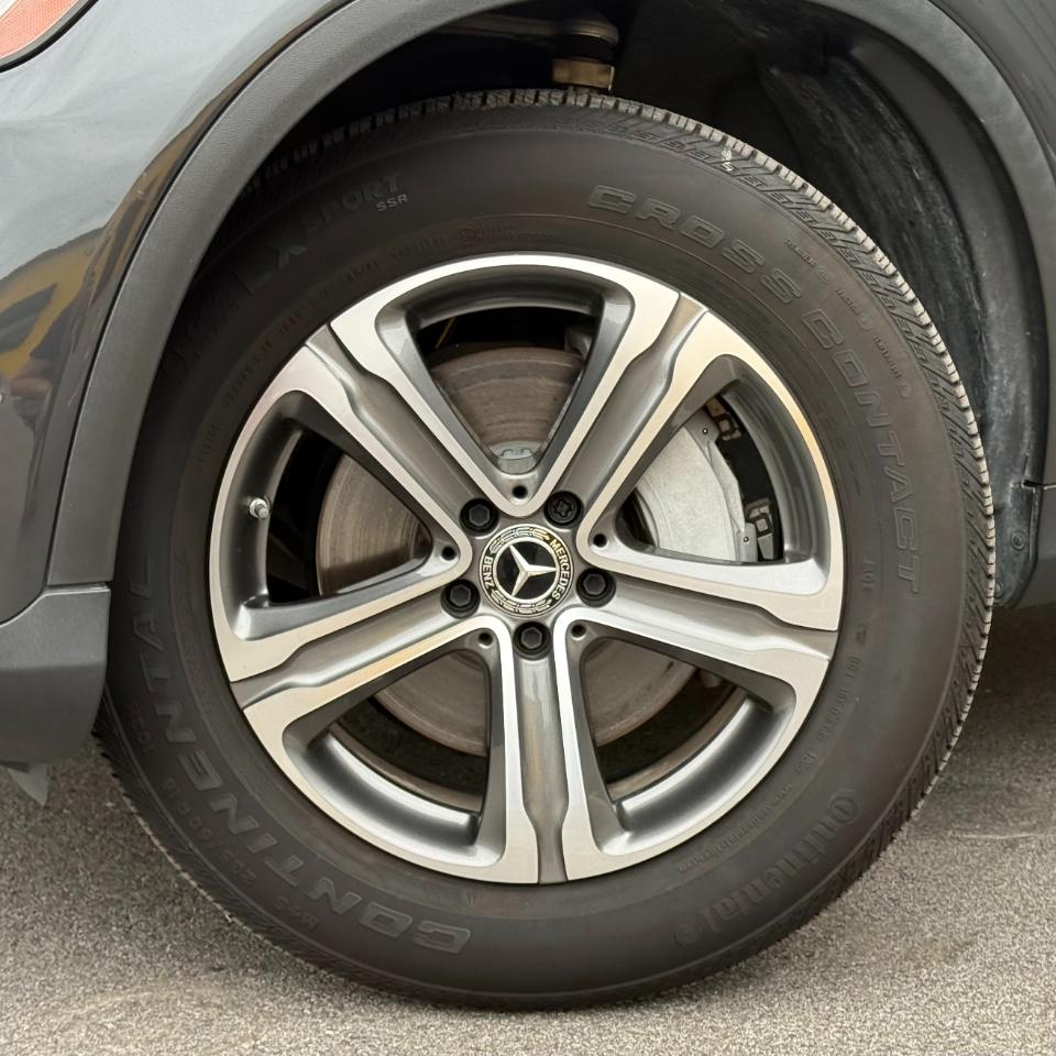 Mercedes-Benz GLC GLC 300 SUV 2022