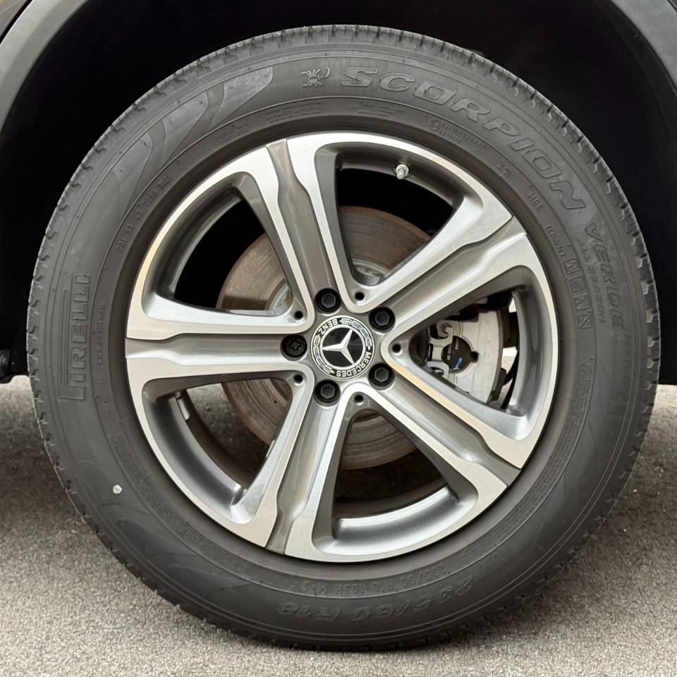 Mercedes-Benz GLC GLC 300 SUV 2022