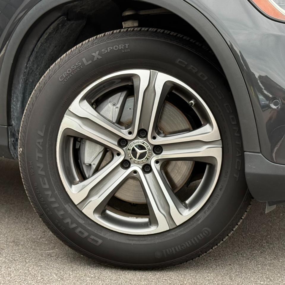 Mercedes-Benz GLC GLC 300 SUV 2022