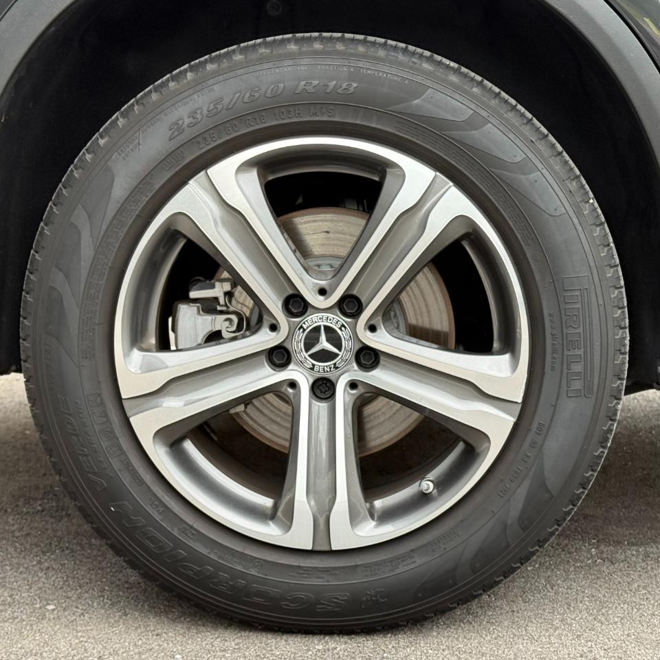 Mercedes-Benz GLC GLC 300 SUV 2022