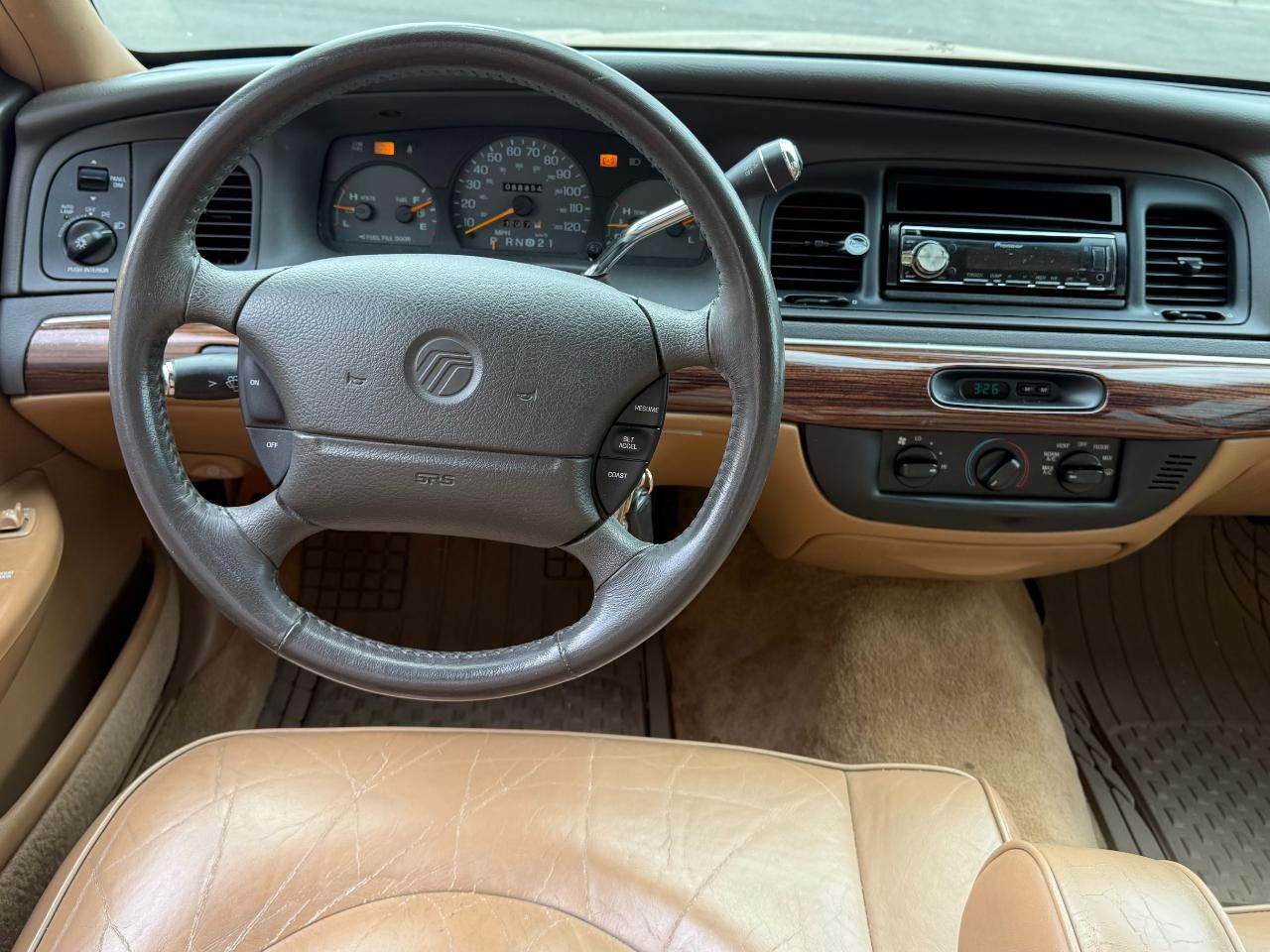 Mercury Grand Marquis 4dr Sdn LS 1996