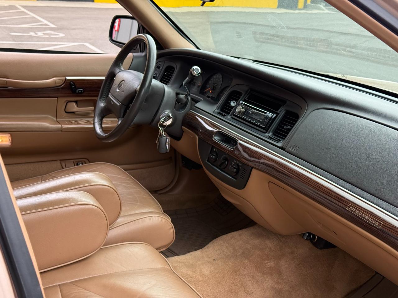 Mercury Grand Marquis 4dr Sdn LS 1996