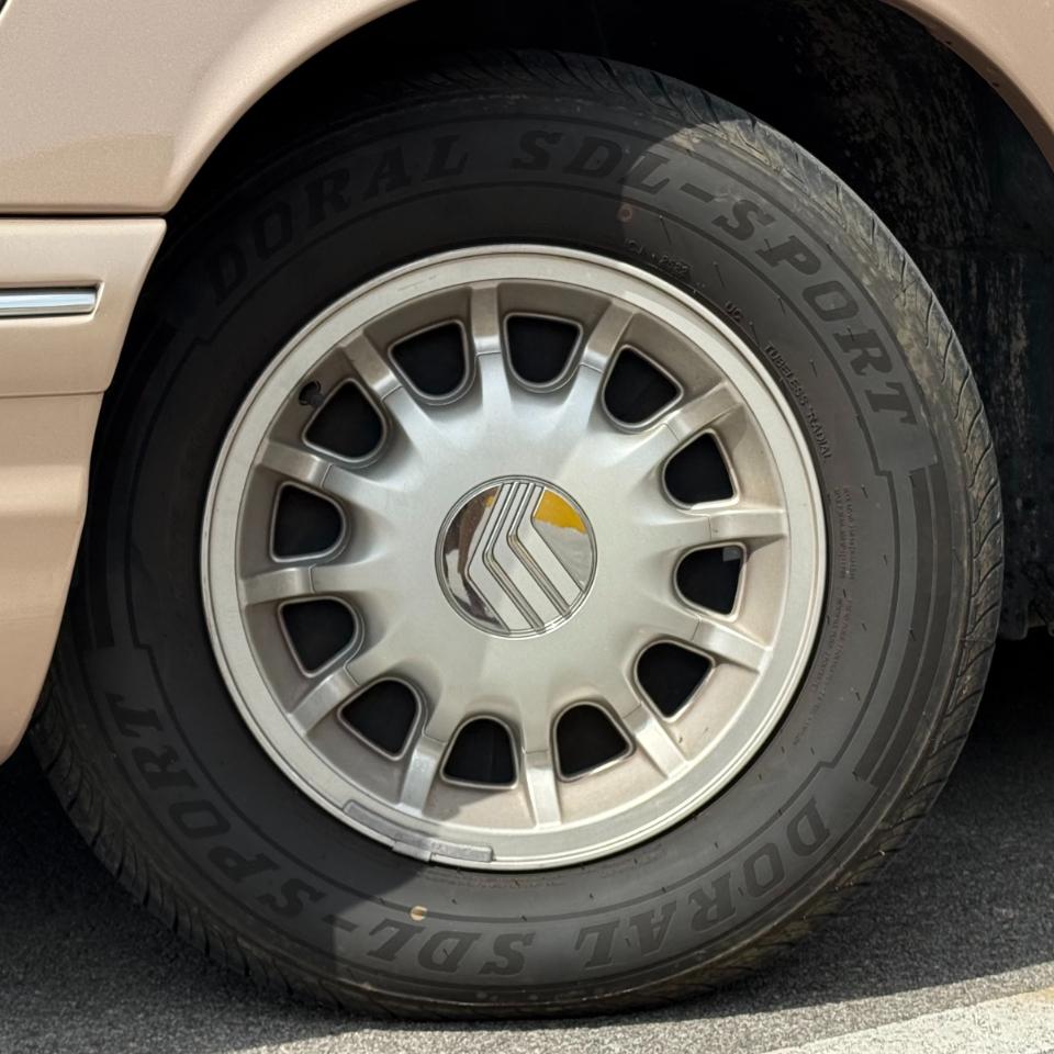 Mercury Grand Marquis 4dr Sdn LS 1996