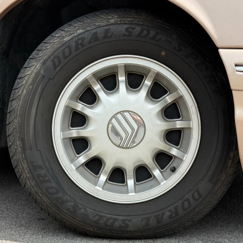 Mercury Grand Marquis 4dr Sdn LS 1996