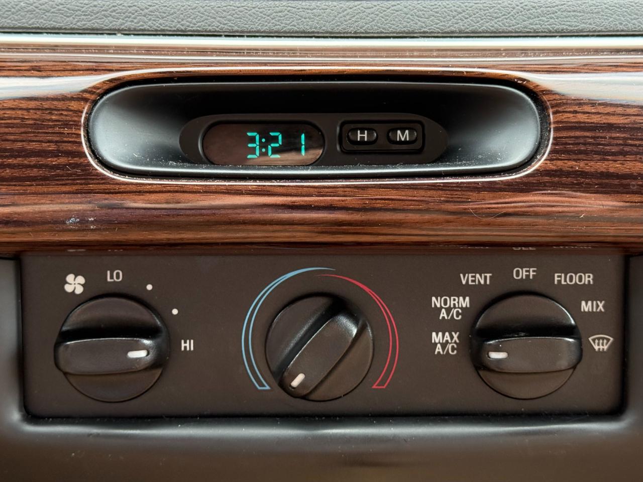 Mercury Grand Marquis 4dr Sdn LS 1996