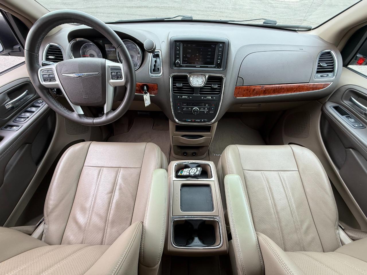 Chrysler Town & Country 4dr Wgn Touring-L 2015