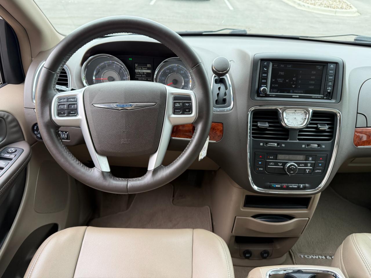 Chrysler Town & Country 4dr Wgn Touring-L 2015