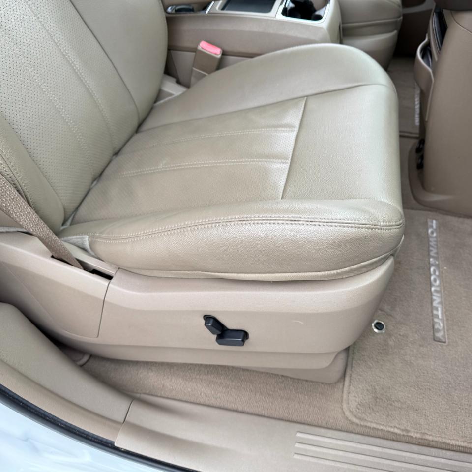 Chrysler Town & Country 4dr Wgn Touring-L 2015