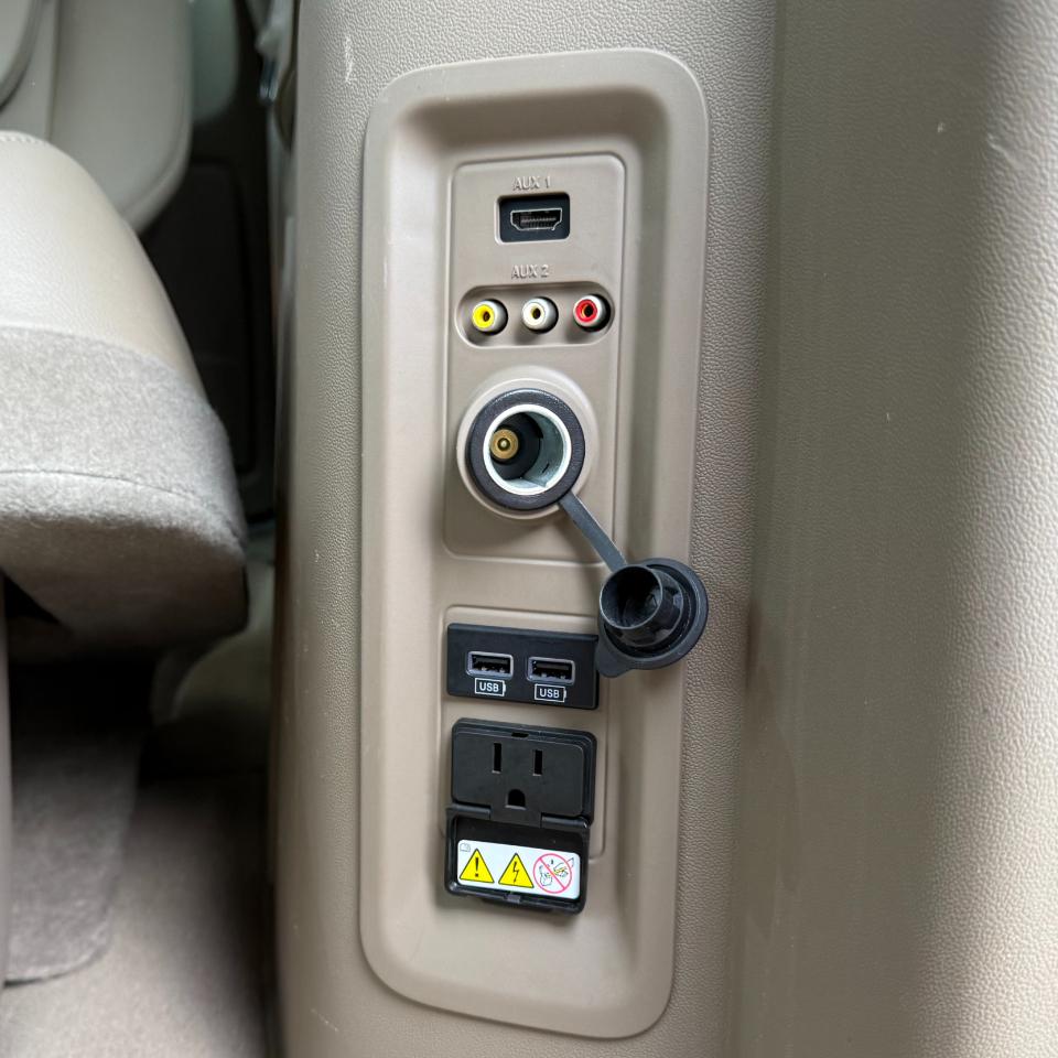 Chrysler Town & Country 4dr Wgn Touring-L 2015