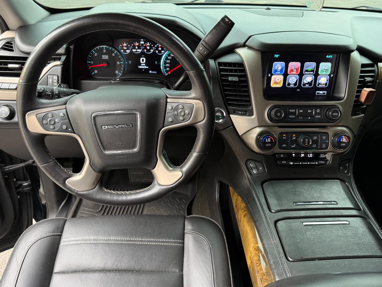 GMC Yukon 4WD 4dr Denali 2017