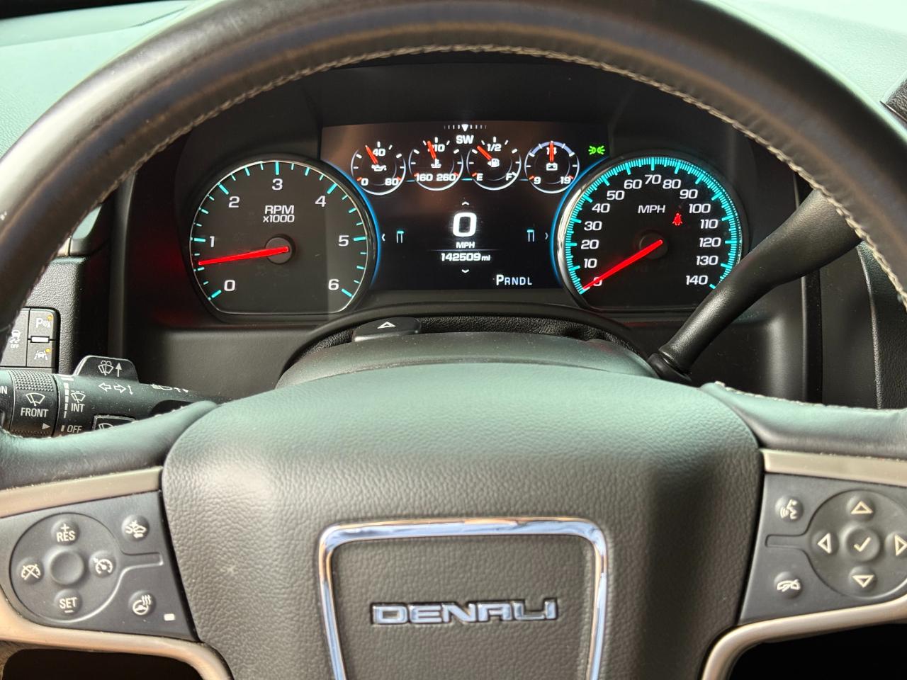 GMC Yukon 4WD 4dr Denali 2017