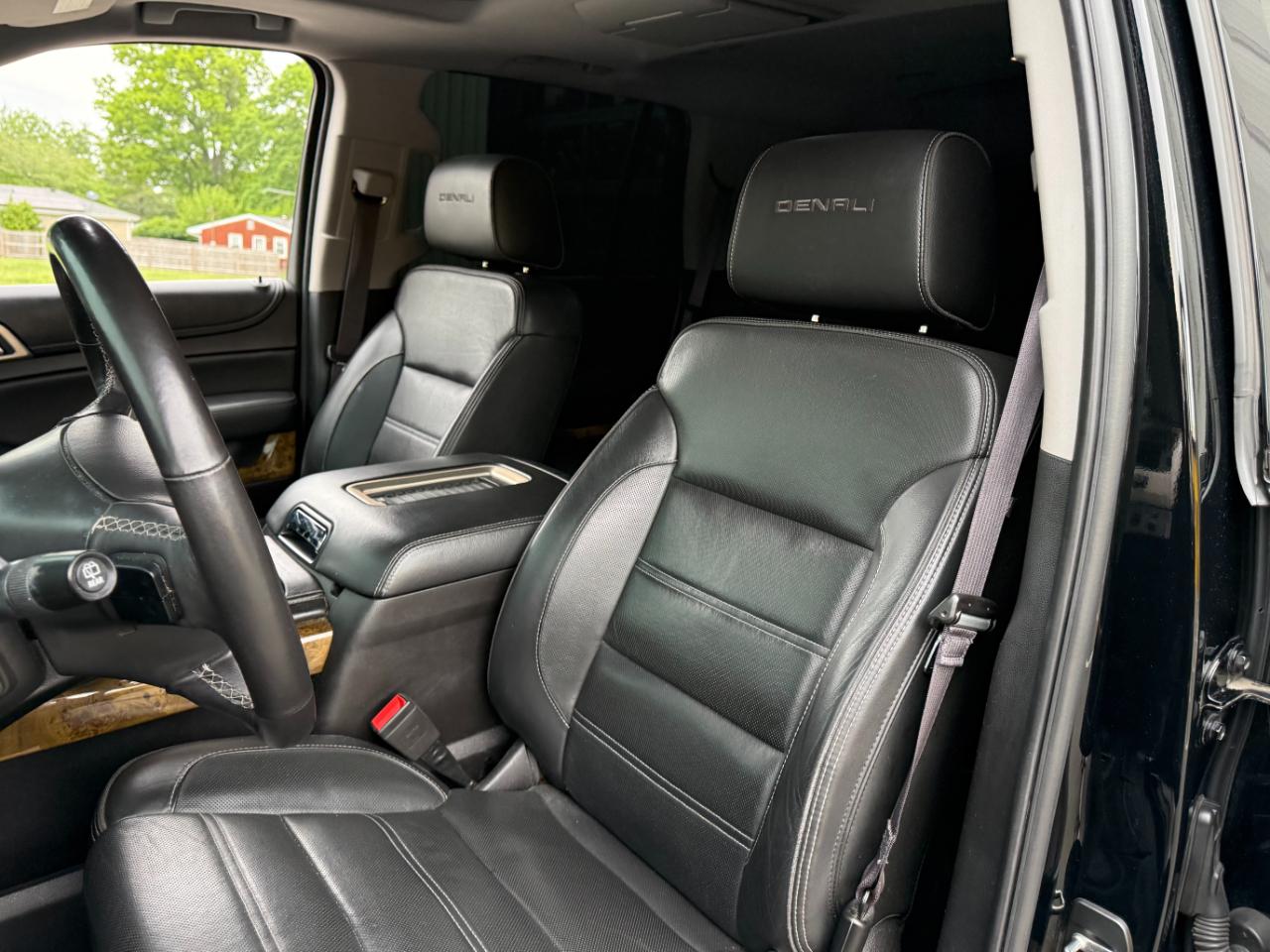 GMC Yukon 4WD 4dr Denali 2017
