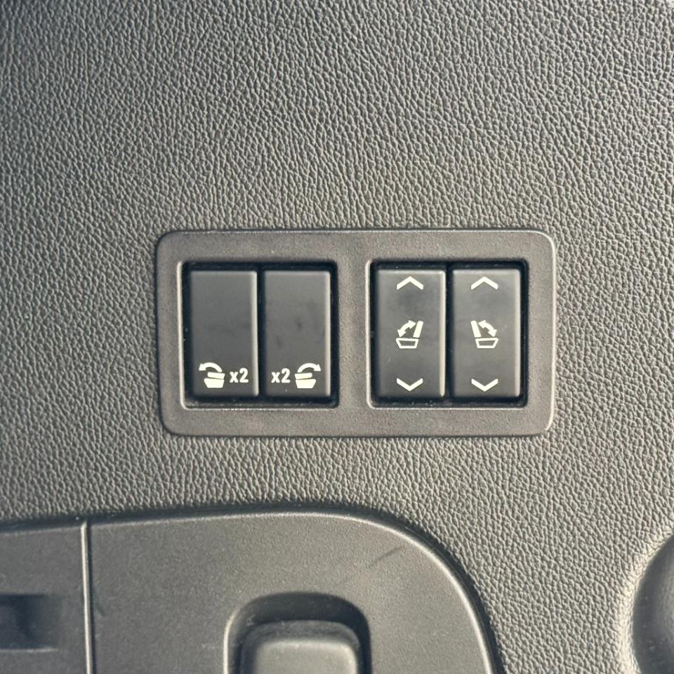 GMC Yukon 4WD 4dr Denali 2017