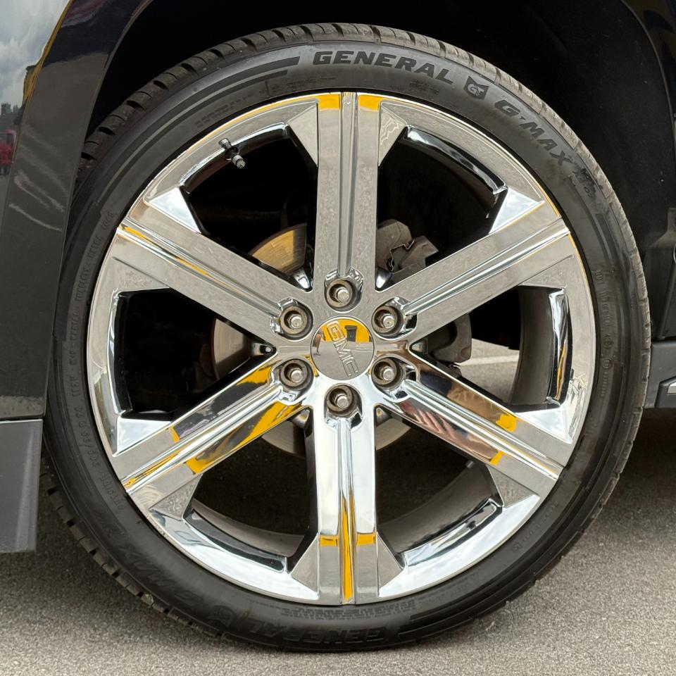 GMC Yukon 4WD 4dr Denali 2017