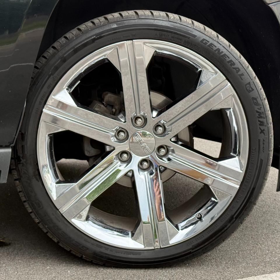 GMC Yukon 4WD 4dr Denali 2017