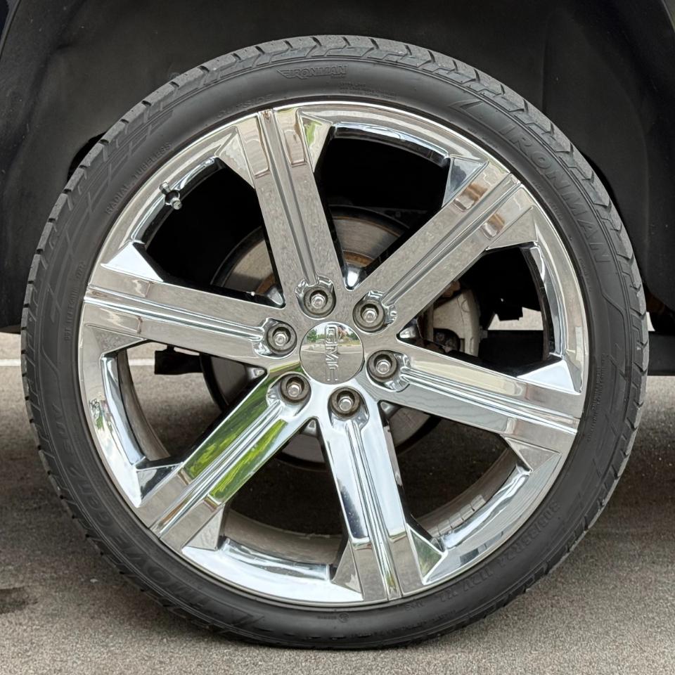 GMC Yukon 4WD 4dr Denali 2017