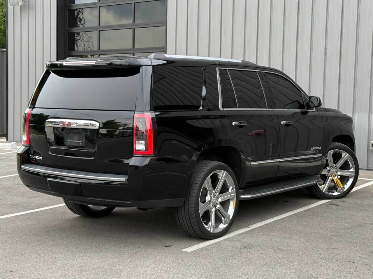 GMC Yukon 4WD 4dr Denali 2017