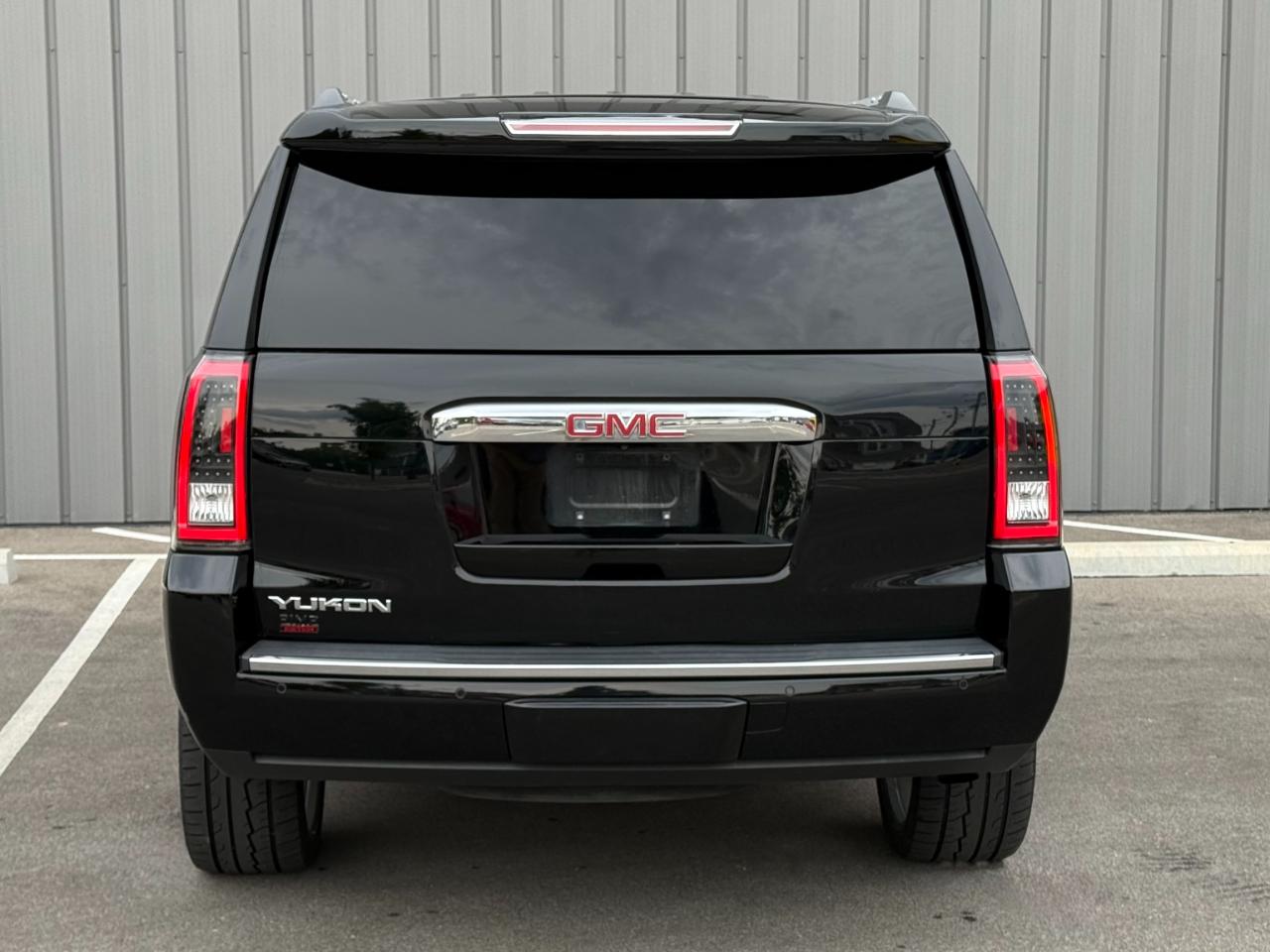 GMC Yukon 4WD 4dr Denali 2017