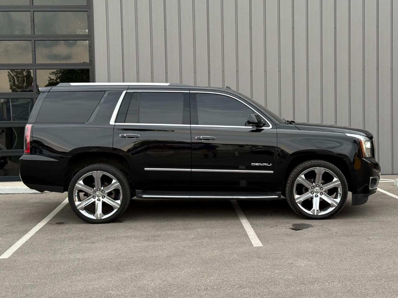GMC Yukon 4WD 4dr Denali 2017
