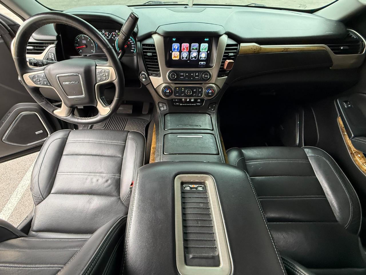 GMC Yukon 4WD 4dr Denali 2017